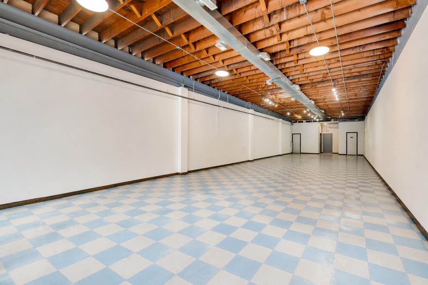 More Photos Of 3426 W Diversey Ave, Chicago Storefront For Lease