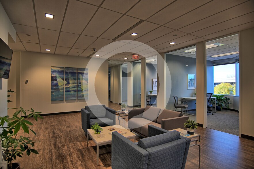 More Photos Of 8500 Normandale Lake Blvd, Bloomington Coworking Space