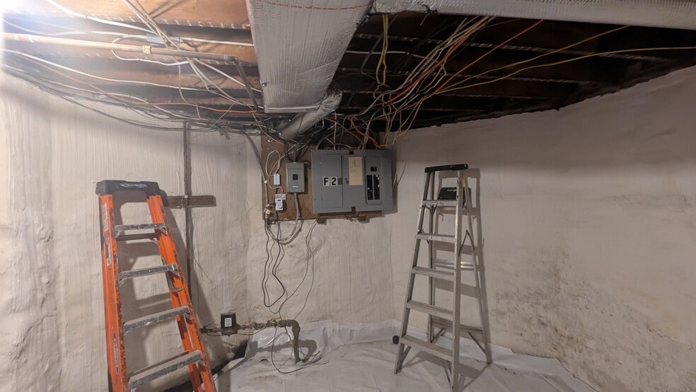 More Photos Of 15-17 Emmett St, Providence Apartments For Sale