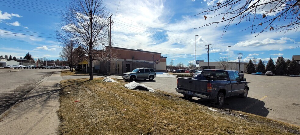 More Photos Of 3315 10th Ave S, Great Falls Restaurant For Sale