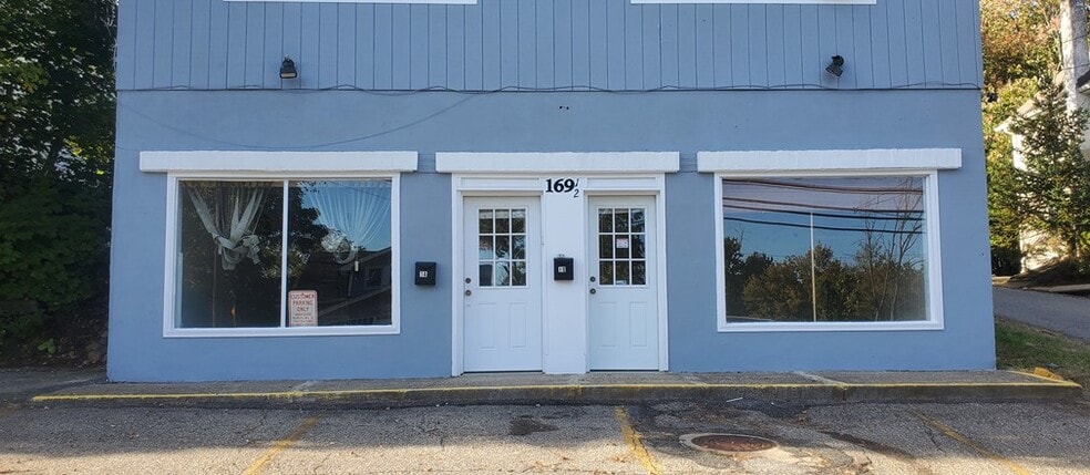 More Photos Of 169 1/2 Route 46, Mine Hill Storefront Retail Residential For Lease
