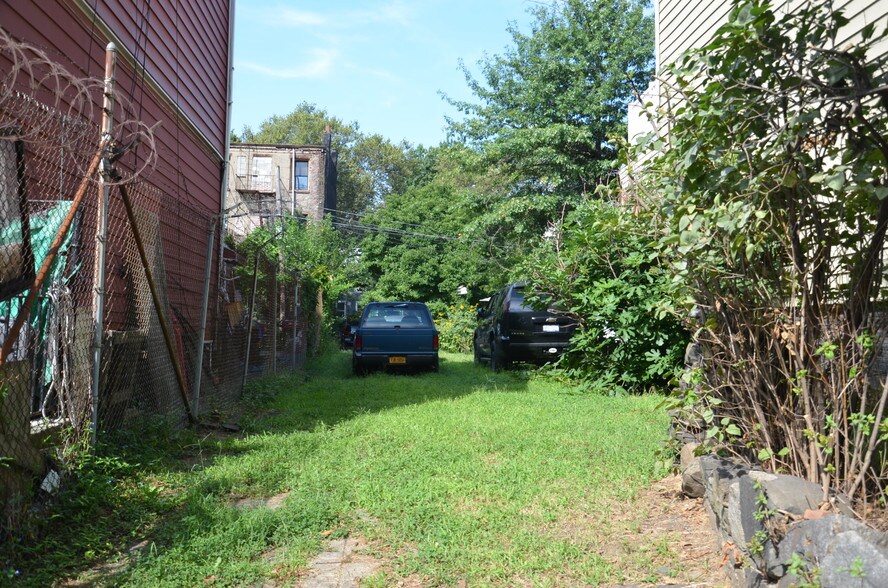 70 Clinton Ave, Brooklyn, NY 11205 Land For Sale