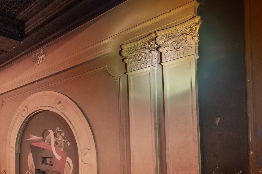 More Photos Of 401-411 N Main St, Pueblo Movie Theatre For Sale