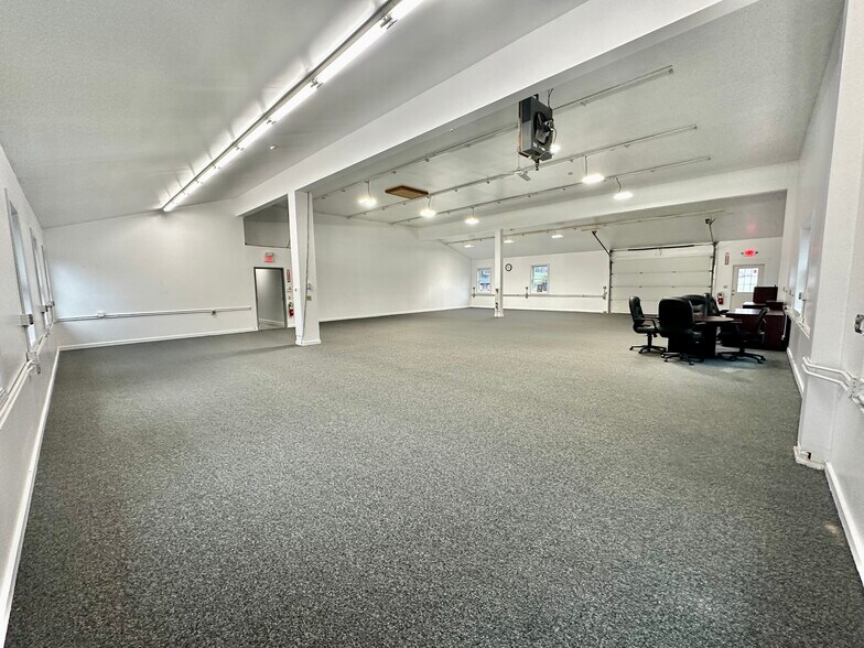 More Photos Of 550 Main St, Bethlehem Industrial For Sale