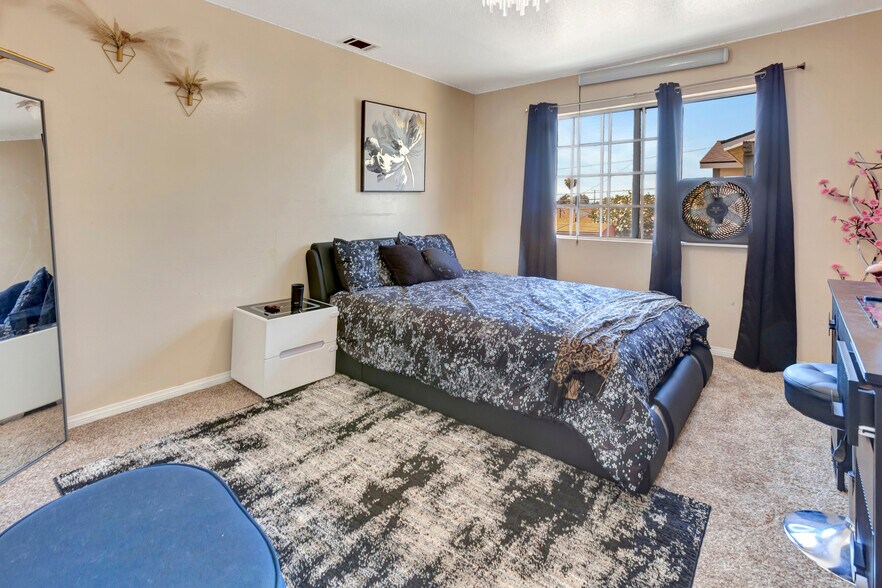 More Photos Of 12725 Barlin Ave, Downey Apartments For Sale