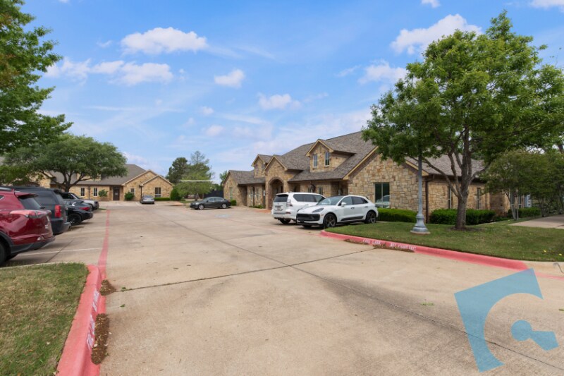 More Photos Of 1340 N White Chapel Blvd, Southlake Office For Sale