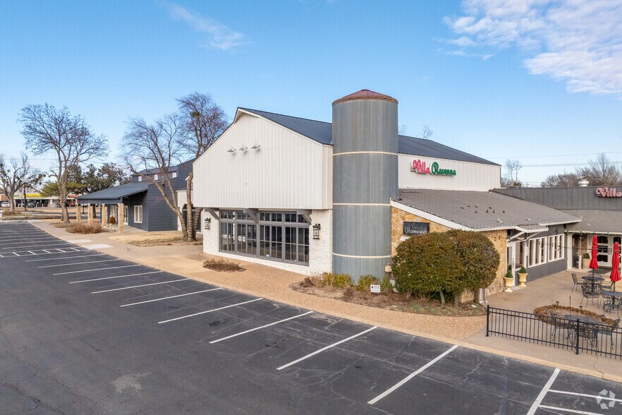 More Photos Of 5321 S Sheridan Rd, Tulsa Unknown For Lease