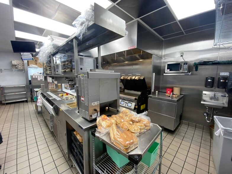 More Photos Of 10642 Katella Ave, Garden Grove Fast Food For Lease