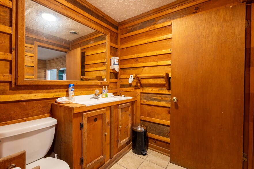 More Photos Of 217 Big Smith Br, Sassafras Marina For Sale
