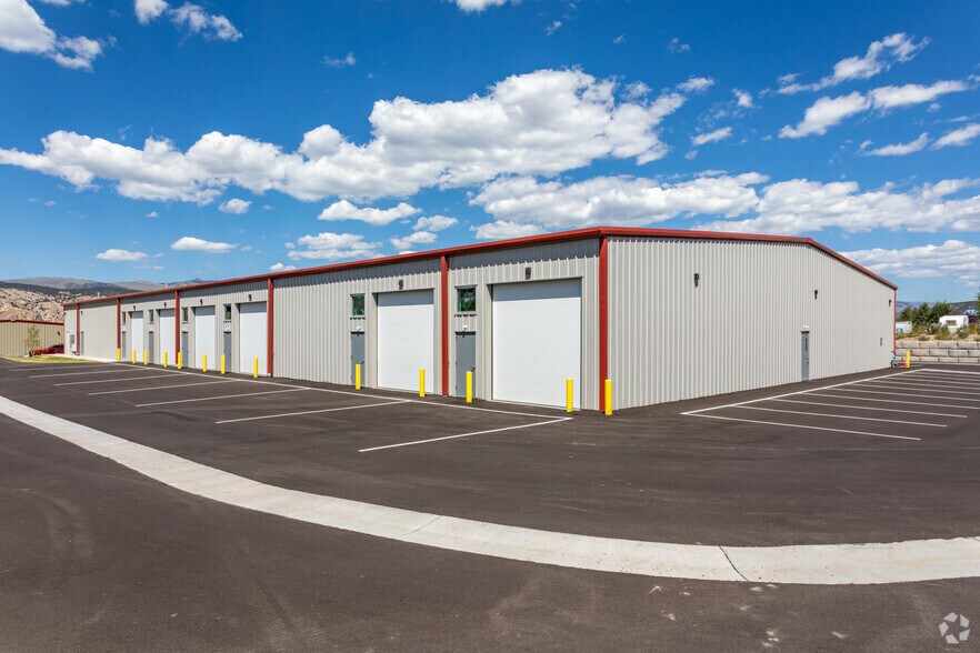 Primary Photo Of 707 Plane St, Gypsum Warehouse For Sale