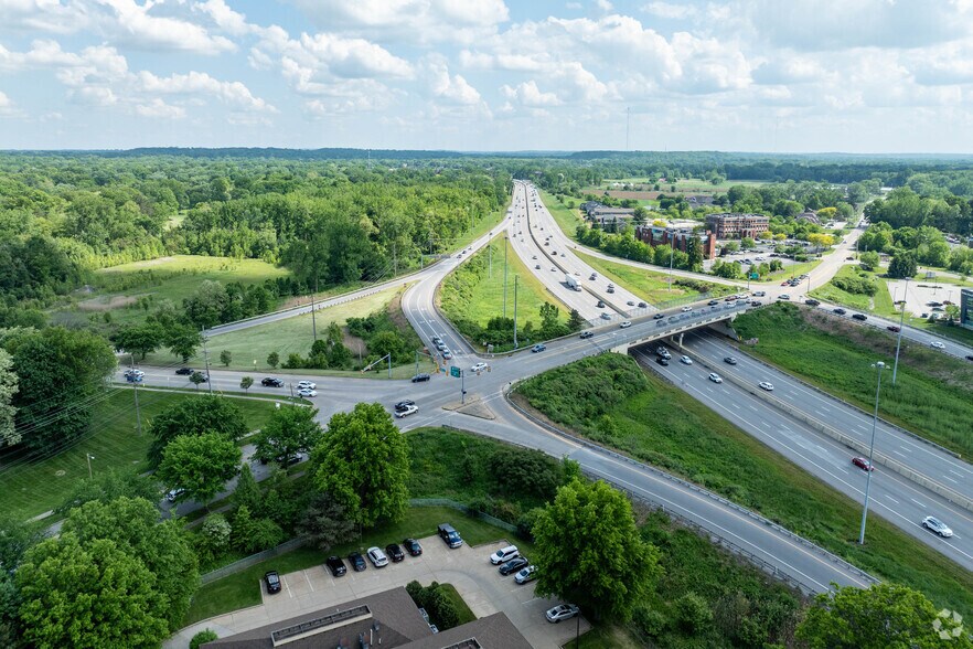 More Photos Of 570 White Pond Dr, Akron Medical For Lease