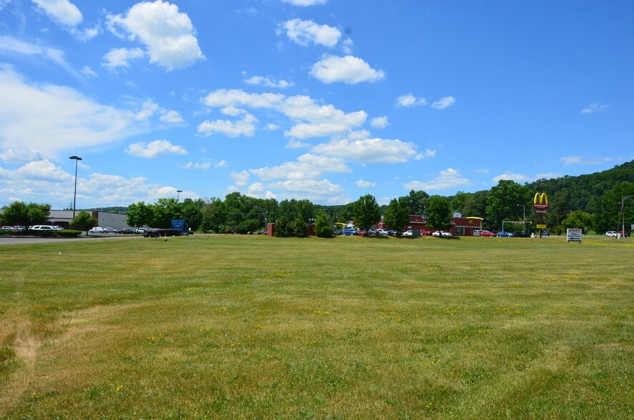 More Photos Of 220 Ennis Ln, Towanda Land For Lease