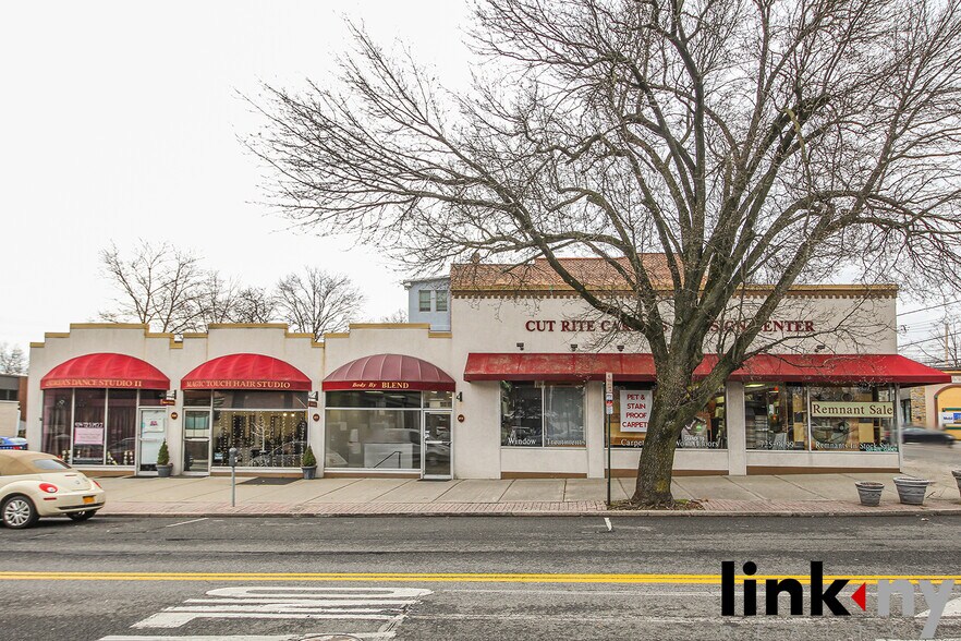Primary Photo Of 213 Brook St, Scarsdale Storefront For Lease