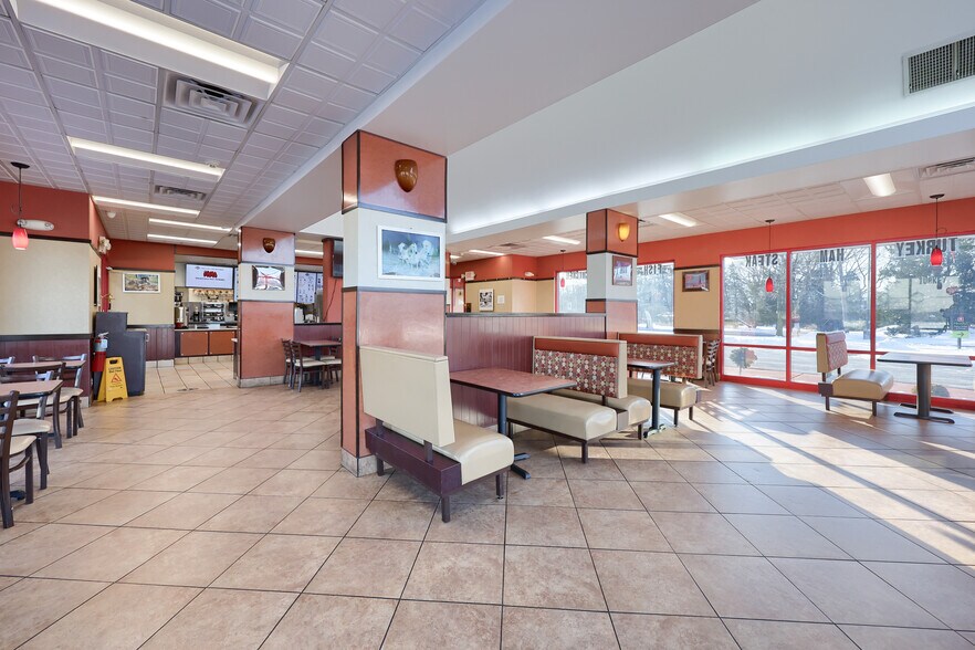 More Photos Of 4850 Penn Ave, Sinking Spring Fast Food For Sale
