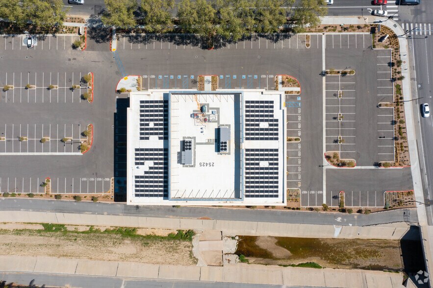 More Photos Of 25425 Orchard Village Rd, Santa Clarita Medical For Sale