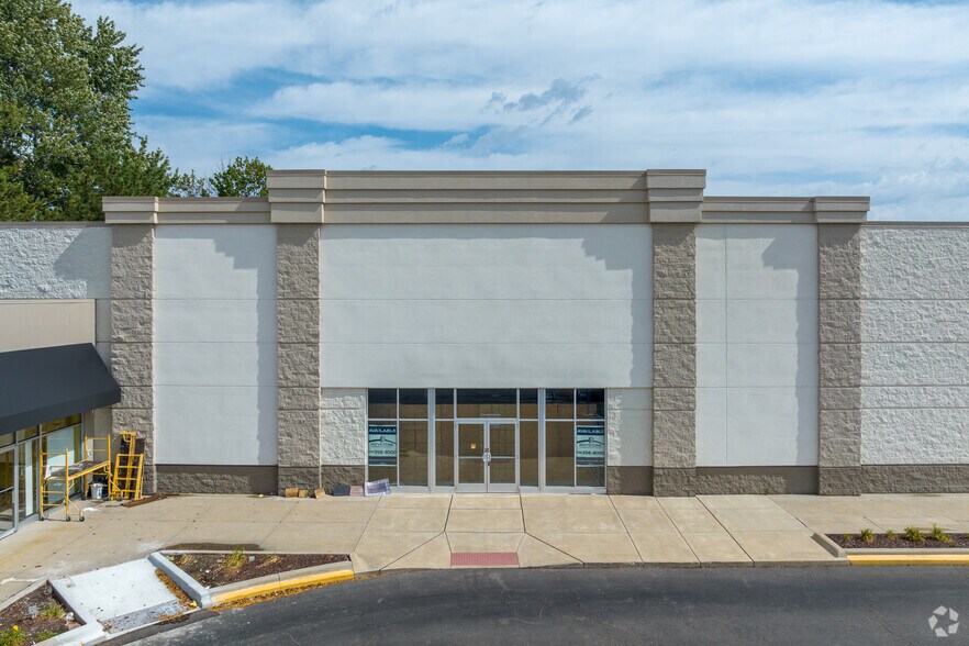 Primary Photo Of 5866-5870 Middlebelt Rd, Garden City Freestanding For Lease