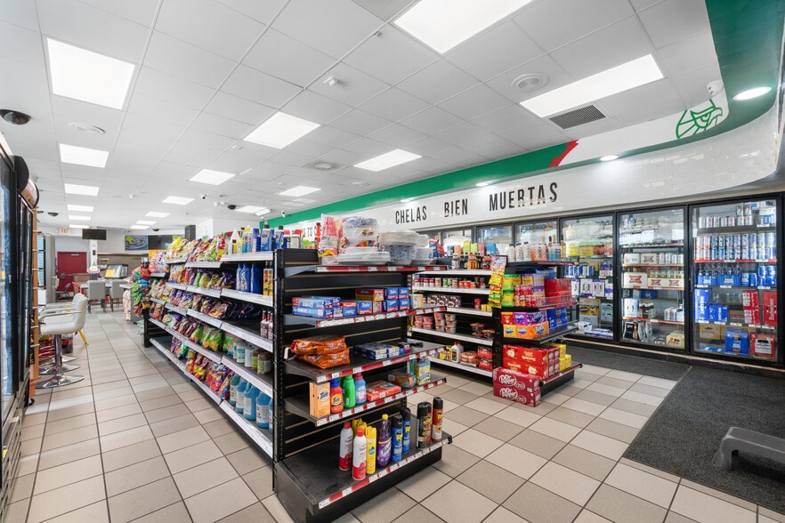 More Photos Of 2002 State Highway 66, Garland Service Station For Sale