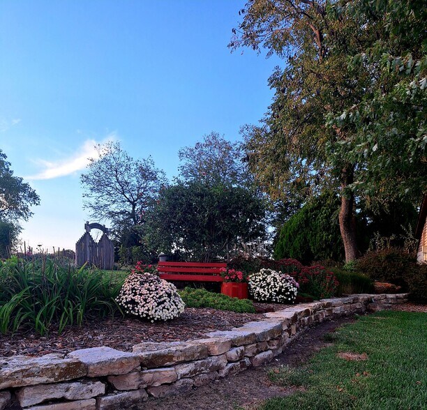 More Photos Of 505 Meridian Rd, Miltonvale Hospitality For Sale