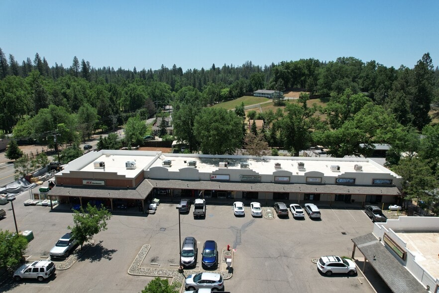 More Photos Of 4570 Pleasant Valley Rd, Placerville Freestanding For Lease