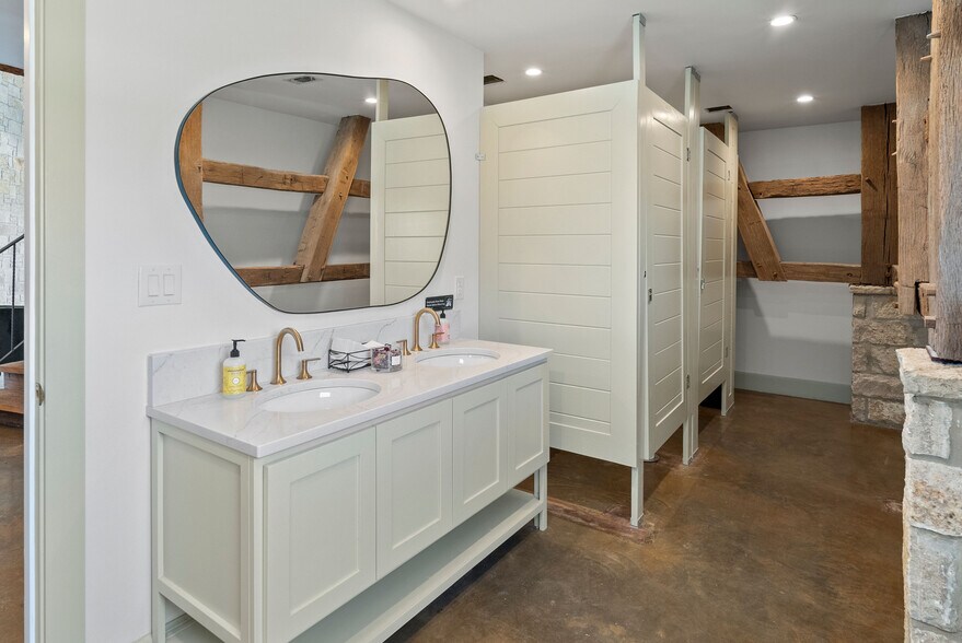 More Photos Of 1213 Kott Rd, Fredericksburg Specialty For Sale