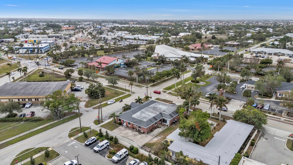 More Photos Of 128 W Charlotte Ave, Punta Gorda Office Residential For Sale