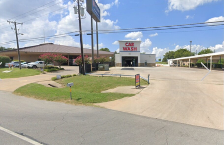 Primary Photo Of 5010 Texoma Pky, Sherman Carwash For Sale