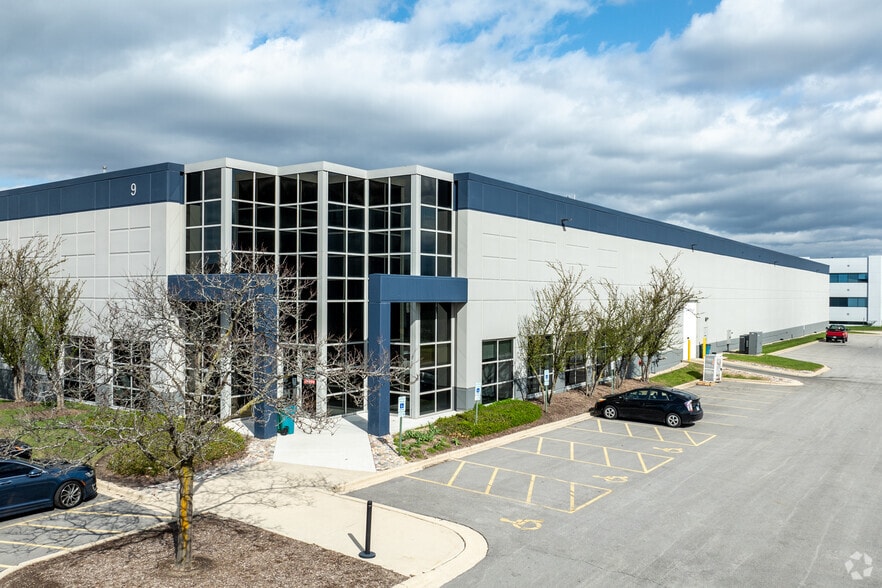 Primary Photo Of 3-7 Timber Ct, Bolingbrook Warehouse For Lease