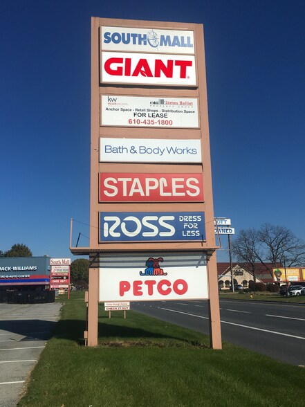 More Photos Of 3300 Lehigh St, Allentown Department Store For Lease