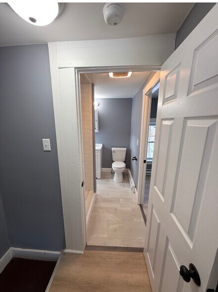 More Photos Of 2 Lyon St, Putnam Apartments For Sale