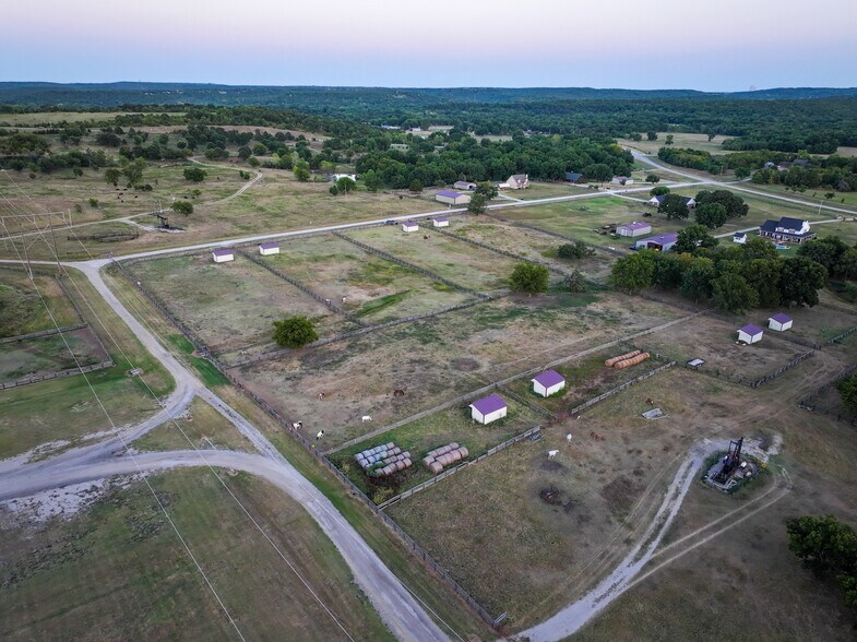 More Photos Of 5871 Roper Rd, Sperry Land For Sale