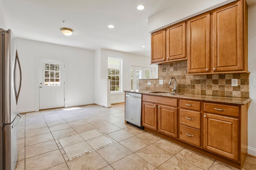 More Photos Of 10811 Electric Ave, Lanham Specialty For Sale