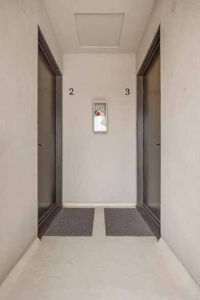 More Photos Of 1817 Euclid St, Santa Monica Apartments For Sale