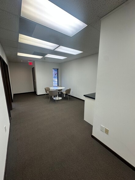More Photos Of 1122-1035 Cole St, Birmingham Office For Lease