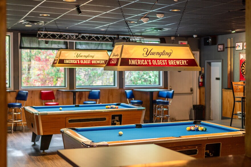 More Photos Of 1019 Norwich Rd, Plainfield Restaurant For Sale