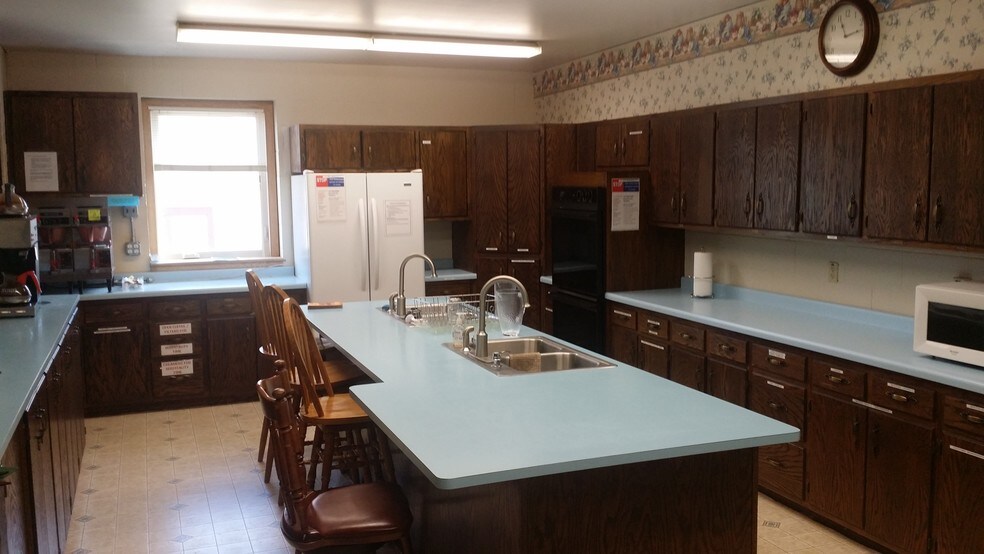 More Photos Of 405 Broadway Ave S, Cokato Religious Facility For Sale