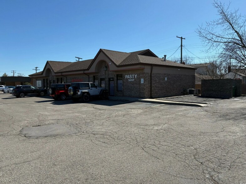 Primary Photo Of 13235-13255 Northline Rd, Southgate Freestanding For Lease