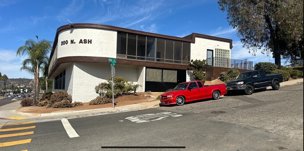 More Photos Of 200 N Ash St, Escondido Office Residential For Lease