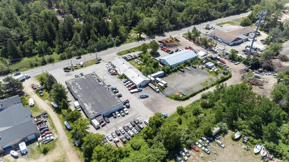 More Photos Of 86 Newburyport Tpke, Newbury Auto Dealership For Sale