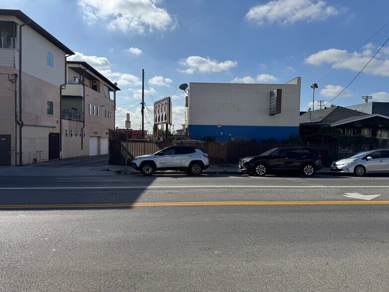 More Photos Of 4518 W Fountain Ave, Los Angeles Auto Repair For Sale