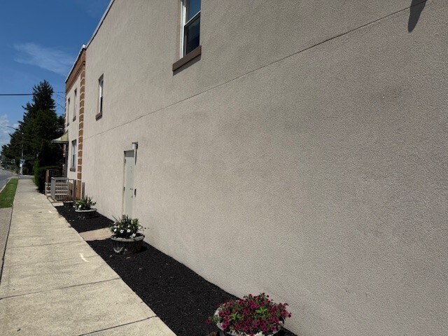 More Photos Of 824 8th Ave, Bethlehem Office For Sale