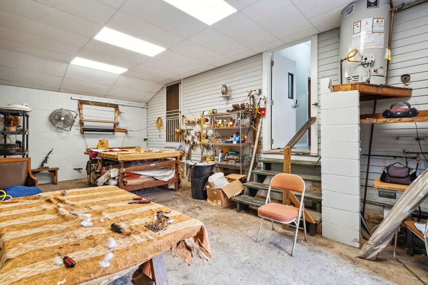 More Photos Of 8704 Oak St, New Orleans Office For Lease