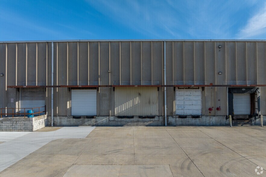More Photos Of 21010 Trolley Industrial Dr, Taylor Warehouse For Lease
