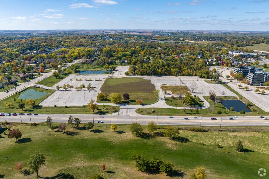 More Photos Of 4333 Edgewood Rd NE, Cedar Rapids Land For Lease