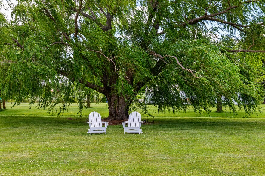 More Photos Of 21384 Coopertown Rd, Tilghman Hotel For Sale