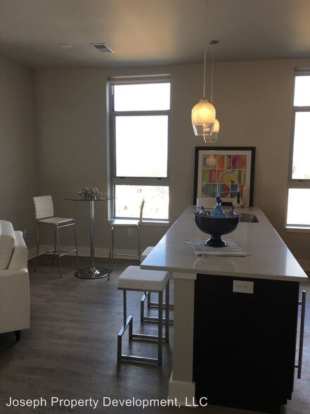 More Photos Of 4175 N Oakland Ave, Shorewood Multifamily For Sale