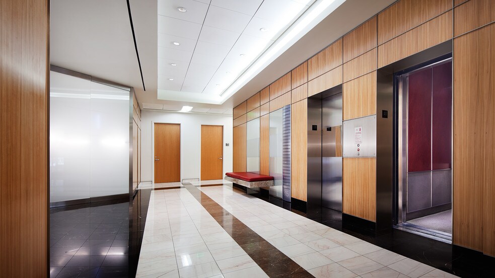 More Photos Of 1815 Griffin Rd, Dania Beach Office For Lease