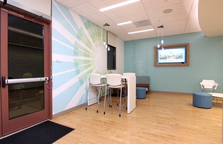 More Photos Of , Santa Maria General Retail For Sale