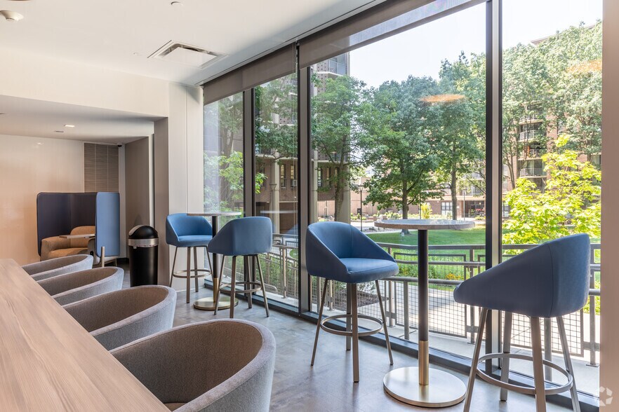 More Photos Of 18 High St, New Haven Apartments For Lease