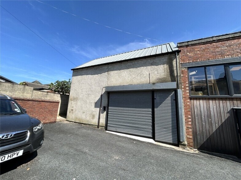 More Photos Of 6A Back Regent Pl, Harrogate Light Manufacturing For Lease