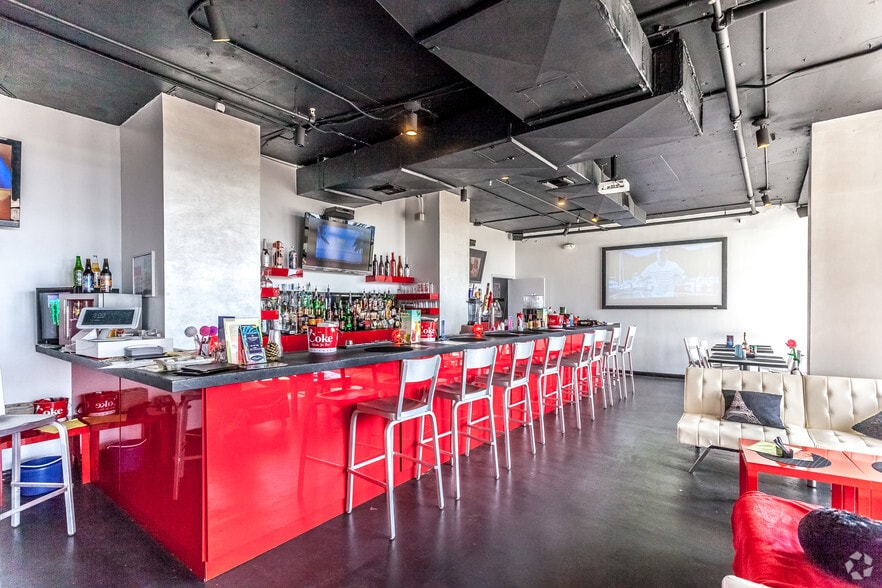 More Photos Of 1500-1506 Bay Rd, Miami Beach Apartments For Lease